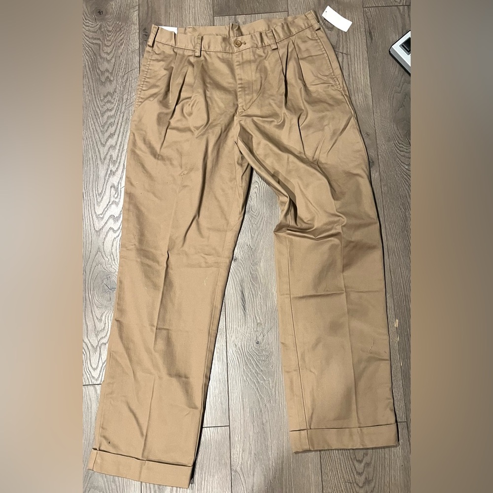 Izod Men's Khaki Chinos